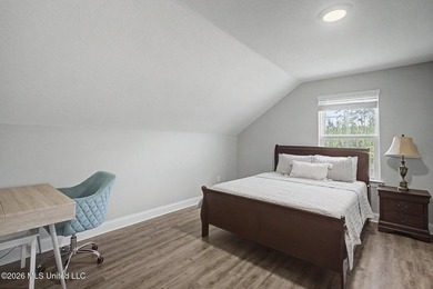 Spacious and beautifully designed 5BR/3BA home in The Enclave at - photo 31