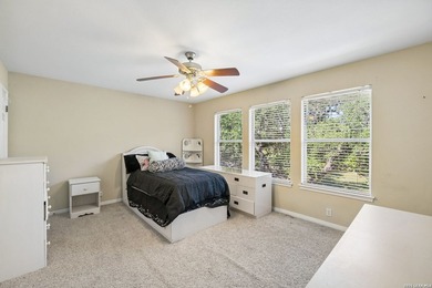 Sellers just moved to their new home and are super motivated!! - photo 36