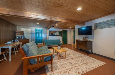 Welcome to your perfect retreat on the tranquil shores of IXL - photo 37