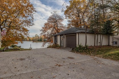 Welcome to your perfect retreat on the tranquil shores of IXL - photo 42