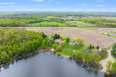 This 3 bedroom 2 bath home has so much to offer...including 165 - photo 54