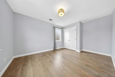 Elegant Colonial Home in the Heart of Roslyn's Prestigious North - photo 20
