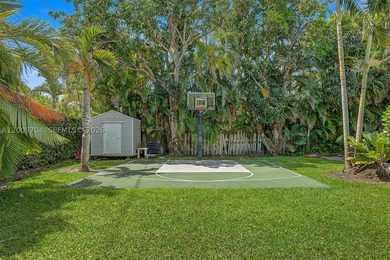 Sophistication meets functionality w/ this spectacular 5 bdrm - photo 33