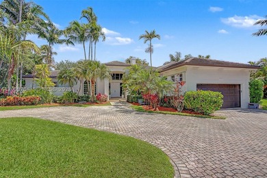 Sophistication meets functionality w/ this spectacular 5 bdrm - photo 34