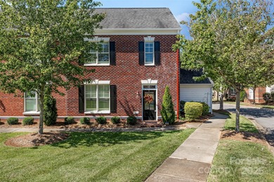 Lake Wylie Townhome/Townhouse For Sale in Belmont North Carolina