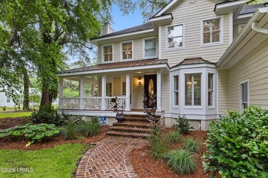 Welcome to this exceptional custom-built 4-bedroom, 3.5-bath - photo 3