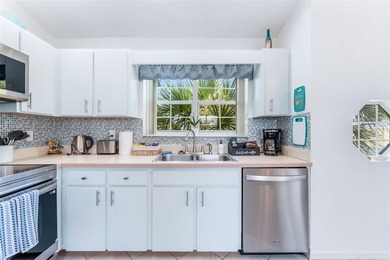Wake up to breathtaking ocean views from this versatile - photo 33