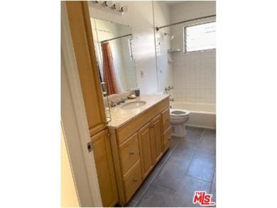 DELIVERED WITH ONE UNIT VACANT! Welcome to 1630 Franklin Street - photo 38