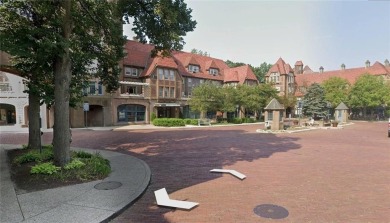 UPDATED STUDIO IN THE HISTORIC STATION SQUARE THAT YOU MAY