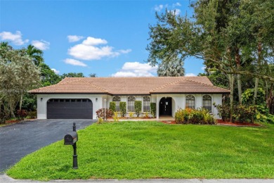 Lake Home For Sale in Davie, Florida
