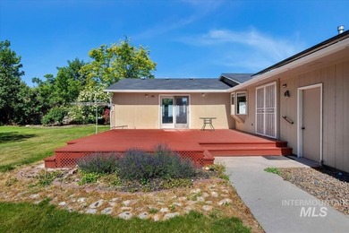 Charming single level, Caldwell home WITH RV PARKING, directly - photo 32