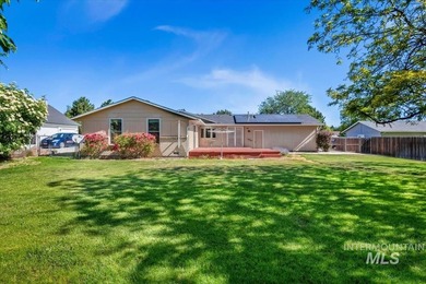 Charming single level, Caldwell home WITH RV PARKING, directly - photo 33