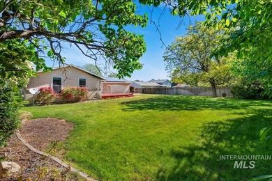 Charming single level, Caldwell home WITH RV PARKING, directly - photo 34