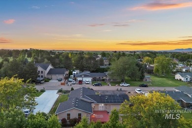 Charming single level, Caldwell home WITH RV PARKING, directly - photo 44