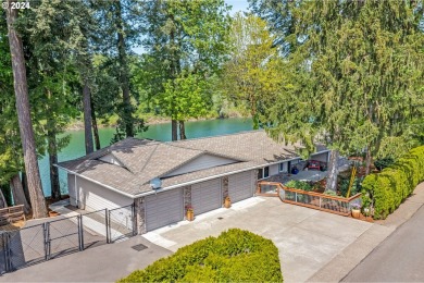 Willamette River - Clackamas County Home For Sale in Aurora Oregon