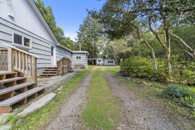 Charming multi-unit woodland retreat Near Paradise Point Beach & - photo 3
