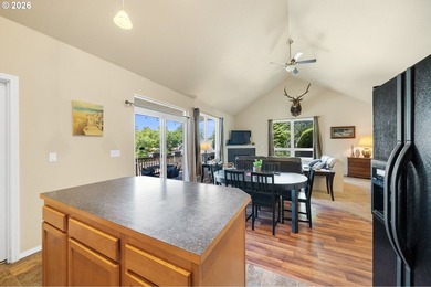 Enjoy the best of coastal living in this spacious one-level home - photo 11