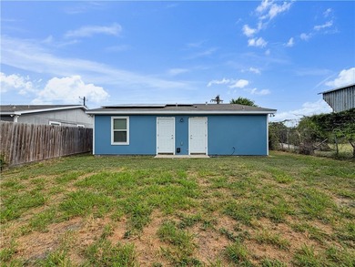 Move-in ready! This beautifully updated 3-bedroom, 2-bath home - photo 18