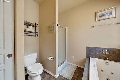 Enjoy the best of coastal living in this spacious one-level home - photo 19