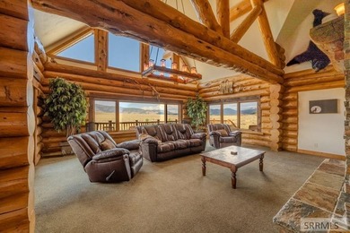 Turnkey luxury log home situated on 5 fenced acres with - photo 21