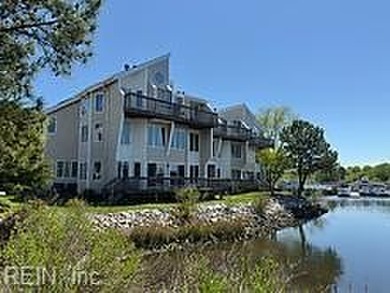 Waterfront Paradise! Create a lifestyle in this stunning 2 - photo 22