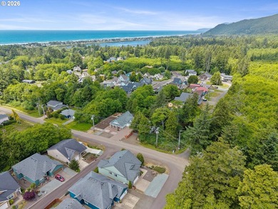 Enjoy the best of coastal living in this spacious one-level home - photo 26