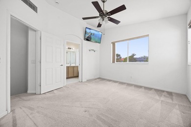 Stunning 2-bedroom, 2.1-bath townhouse with updates throughout! - photo 28