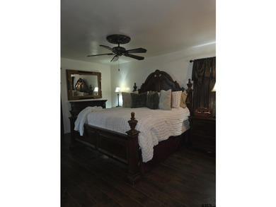 Beautifully Renovated 3-Bedroom Home on 0.75 Acres in Lone Star - photo 30