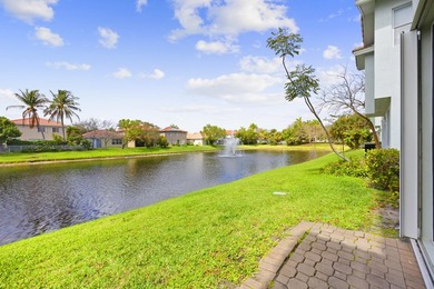 Stunning 2-bedroom, 2.1-bath townhouse with updates throughout! - photo 31