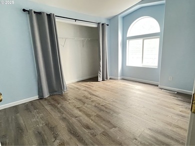 This spacious triple-wide manufactured home offers 3 bedrooms, 2 - photo 35