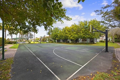 Stunning 2-bedroom, 2.1-bath townhouse with updates throughout! - photo 41