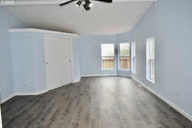 This spacious triple-wide manufactured home offers 3 bedrooms, 2 - photo 42
