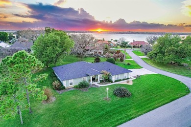 Welcome to 103 Glistening Dr in Auburndale, FL--where comfort - photo 3