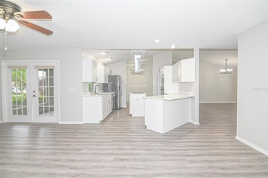 Welcome to 103 Glistening Dr in Auburndale, FL--where comfort - photo 7