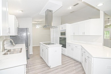 Welcome to 103 Glistening Dr in Auburndale, FL--where comfort - photo 10