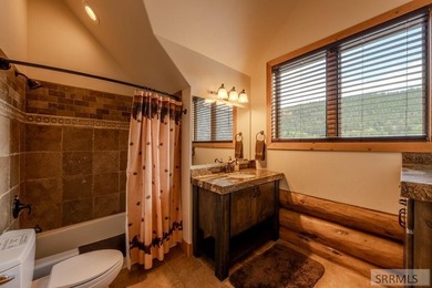 Turnkey luxury log home situated on 5 fenced acres with - photo 57