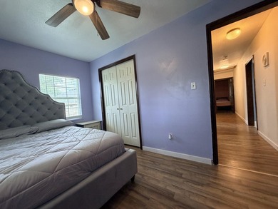 Updated 3 bedroom, 1 bathroom home offering 1,182 square feet of - photo 21