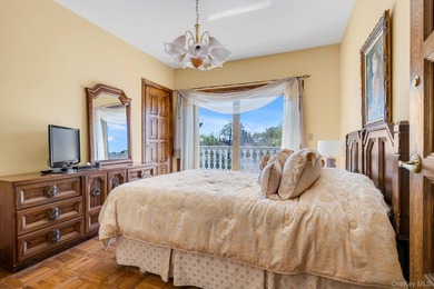 Set on a half-acre with 128 feet of direct waterfront, this 6 - photo 23
