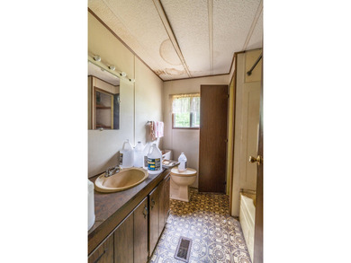 Bring your vision and your toolbox--this property is ready for - photo 24