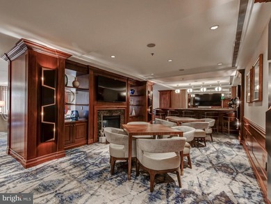 Luxury water-view condominium at The Ritz-Carlton Residences - photo 25