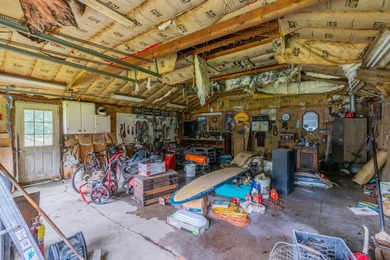 Bring your vision and your toolbox--this property is ready for - photo 35