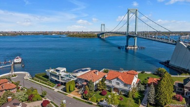 Set on a half-acre with 128 feet of direct waterfront, this 6 - photo 40