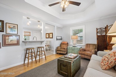 Move-in ready in highly desirable Pigeon Point! This charming - photo 6