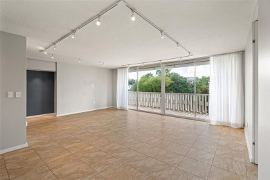 Prime Turtle Creek location! Stunning condo in the heart of