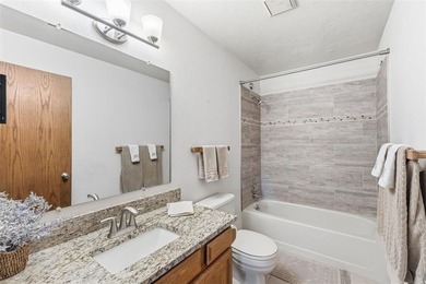 Ideally located in Wildernest, this updated 2-bedroom condo - photo 22