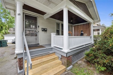Opportunity knocks in Rochester's desirable 19th Ward! This - photo 4