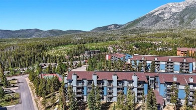 Ideally located in Wildernest, this updated 2-bedroom condo - photo 34