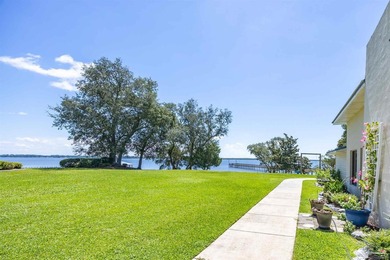Welcome to your chance to own a like-new coastal retreat in the - photo 48