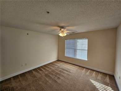 Welcome to Overlook on Lake Hartwell! This 3 bed, 3 bath - photo 9