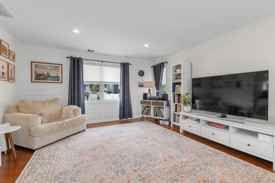 Welcome to 27 Radcliffe Rd, an immaculate and meticulously - photo 3